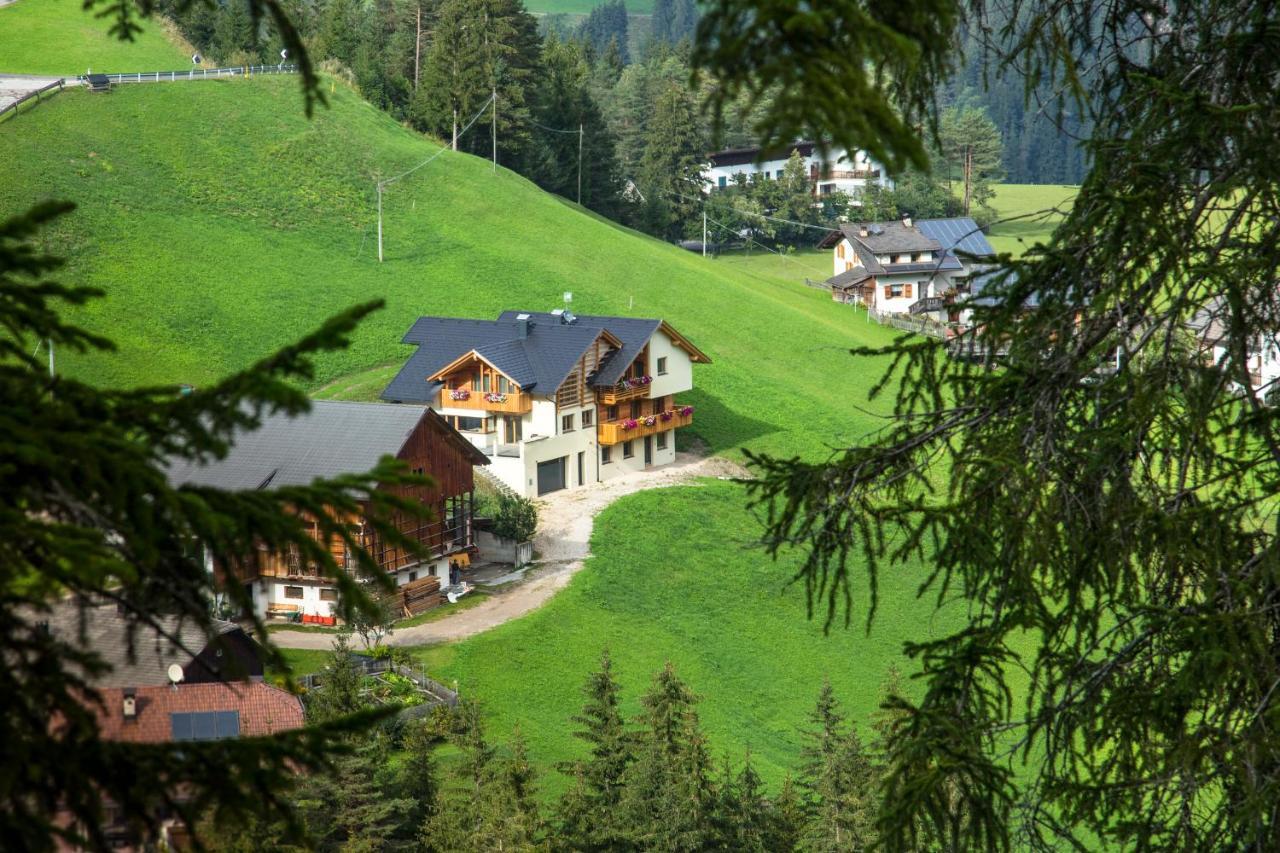 Luech Dl Cajer - Appartement Gran Crep San Martino in Badia Exterior foto